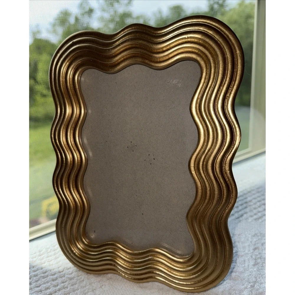 Tahari Home Gold Tone Wave Photo Frame for 4x6 Photo Vintage Contemporary